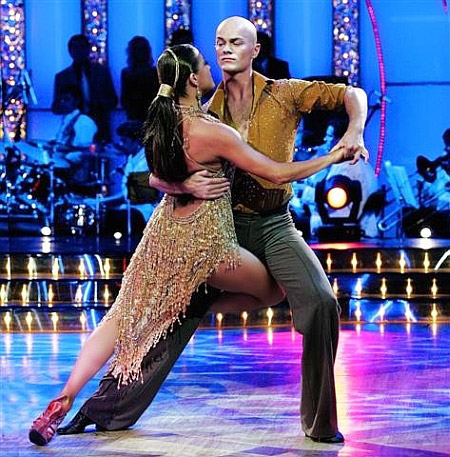 Шоу Танці з зірками возвращается на украинское ТВ